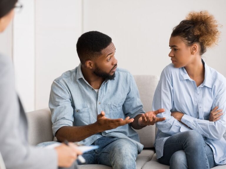 Discussões Conjugais: Quando o Conflito Adoece a Autoestima da Mulher